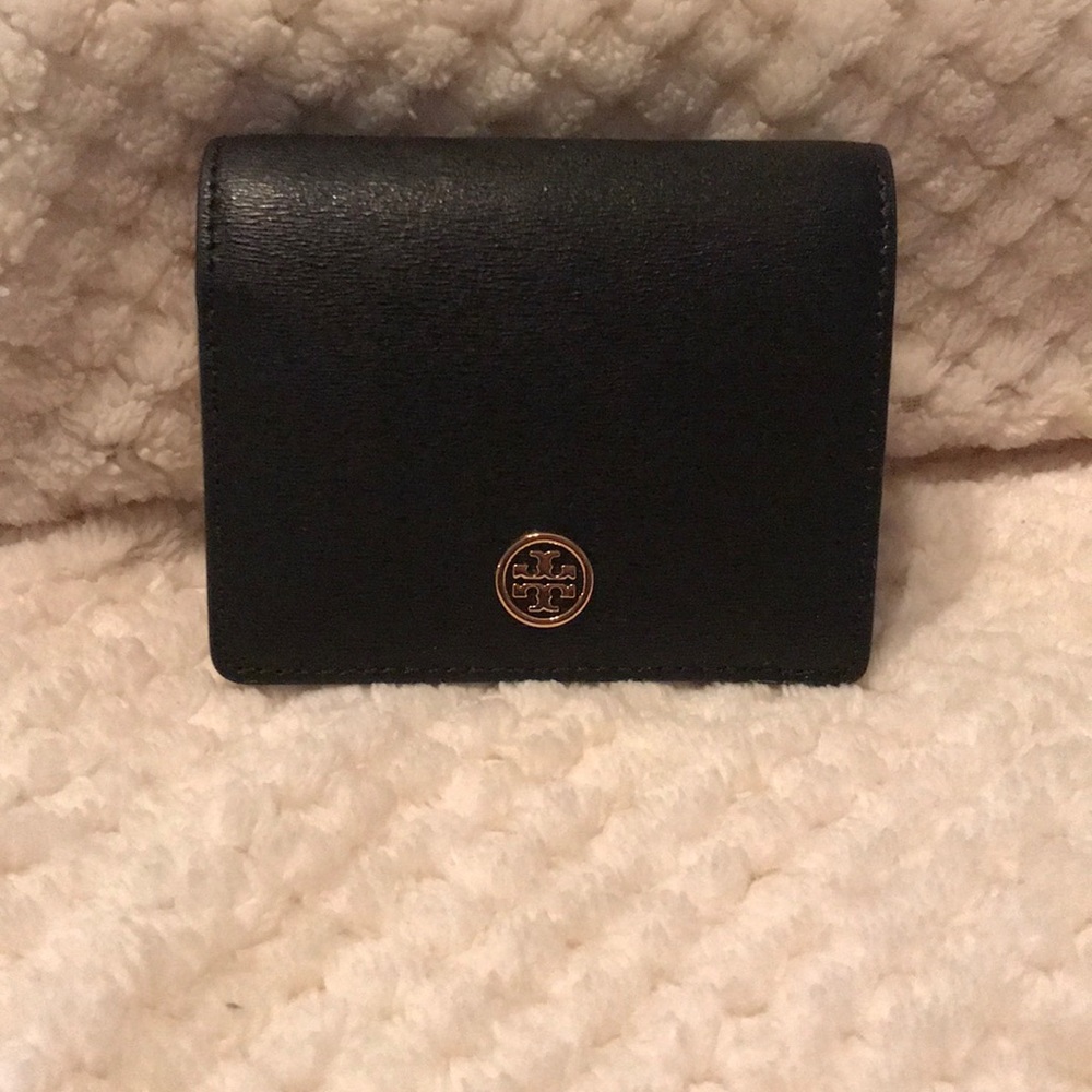 Tory Burch Robinson’s small wallet